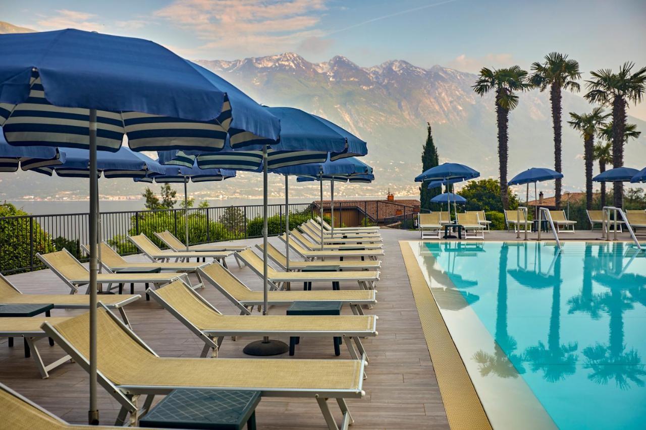 Hotel Royal Village Лімоне-суль-Гарда Екстер'єр фото